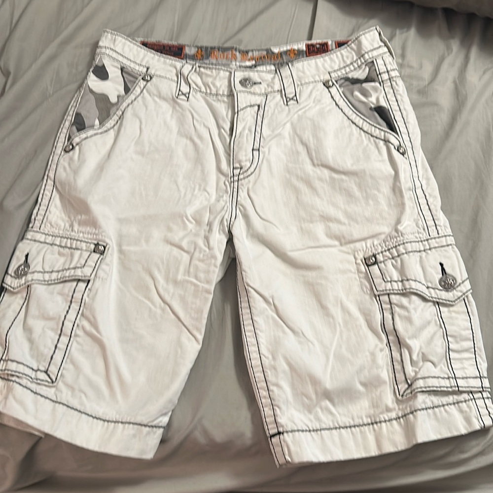 Men’s Rock Revival white short